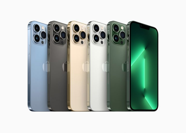 OscarMiniHQ's tweet photo. iPhone 13 mini and iPhone 13 have sleek designs that are even more durable with the Ceramic Shield front cover and the groundbreaking offer of a bright Super Retina XDR display. Which color are you going for?
#oscarmini #iPhone13 #apple https://t.co/j3azKExAMl