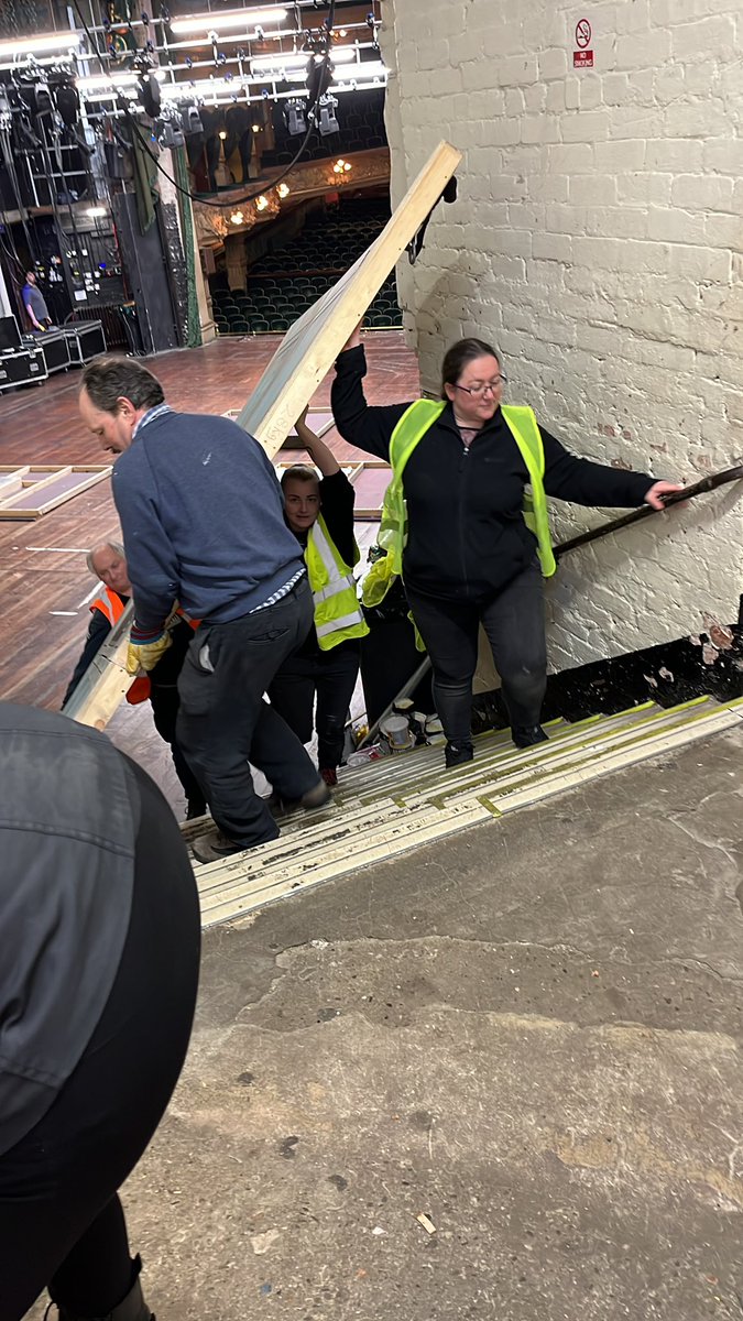 Manx_Ops's tweet image. Often sad to say goodbye to a production.. getting out time, props, lights costumes all packed &amp;amp; gone.. we make it fun 🤩🚚📦