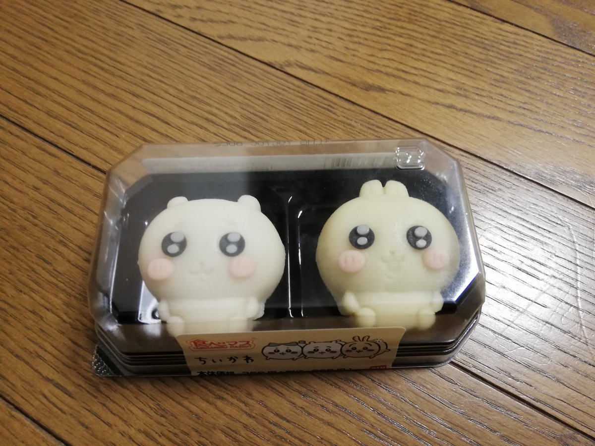 shio208925's tweet photo. ちいかわの和菓子ゲット(∩´∀`∩) https://t.co/eXbanQjBnU