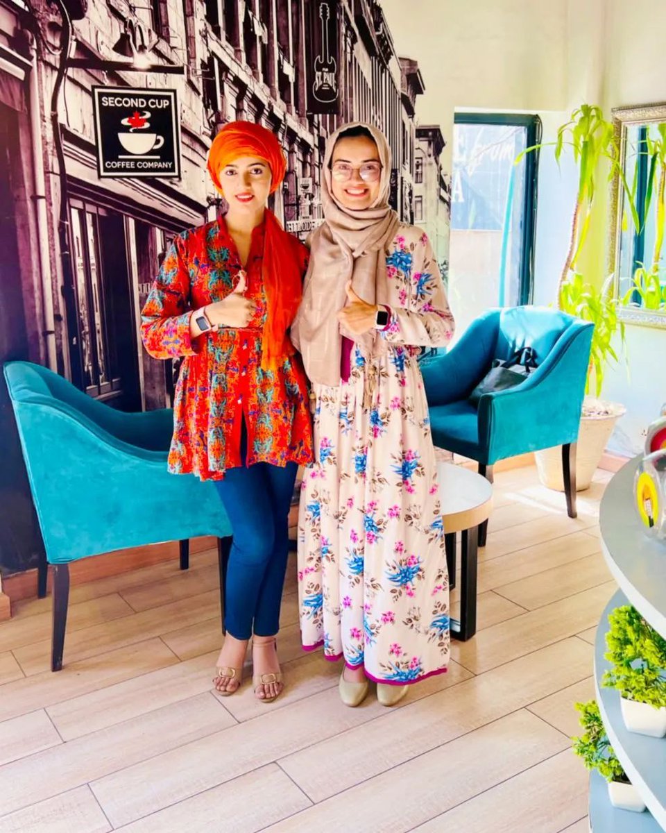 Met @ayeshazhammaad,Co-founder and CEO <a href="/skillstodo/">Skills Todo</a> ..a 'wonderful' surprise is coming up..! 
Till then, Take a SkillPill!:)
nearpeer.org/skills
#ayeshazamanhammaad #skillstodo #skillsdevelopment #digitalskills #namranasyr #nearpeer #takeaskillpill #womeninbusiness  <a href="/NearPeer/">nearpeer.org</a>