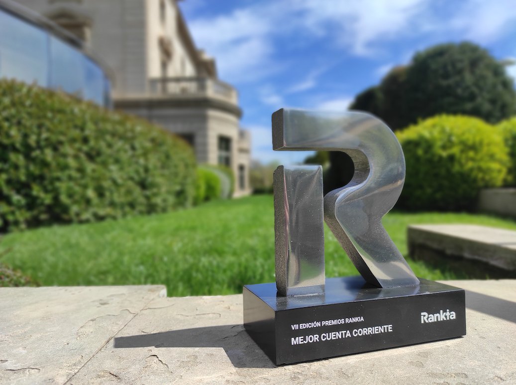 El premio a mejor cuenta corriente que <a href="/Rankia/">Rankia</a> nos otorgó por nuestra #CuentaEvolución ¡ya está en casa! No queremos ni podemos desaprovechar la ocasión para volver a daros las gracias por este reconocimiento. ¡Qué la inspiración nos coja trabajando!