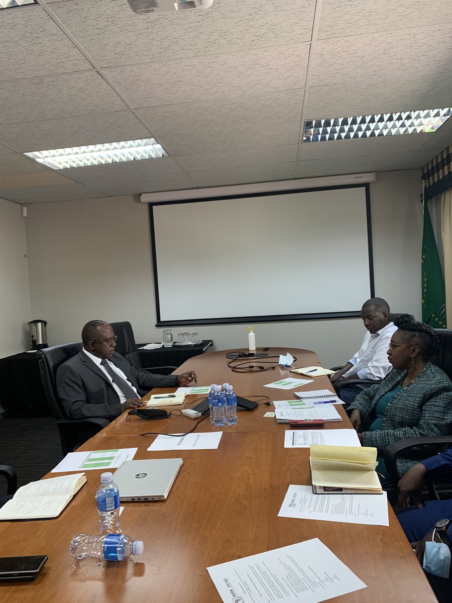 NEPAD_Agency's tweet photo. ‘As much as we work with Regional Economic Communities, our goal is to also have a close working relationship with Member States. Our work with the government of Kenya and @NepadAprmKenya during the #7thPIDAWeek was a major stride’ @towelajere https://t.co/ira4ObDTiN