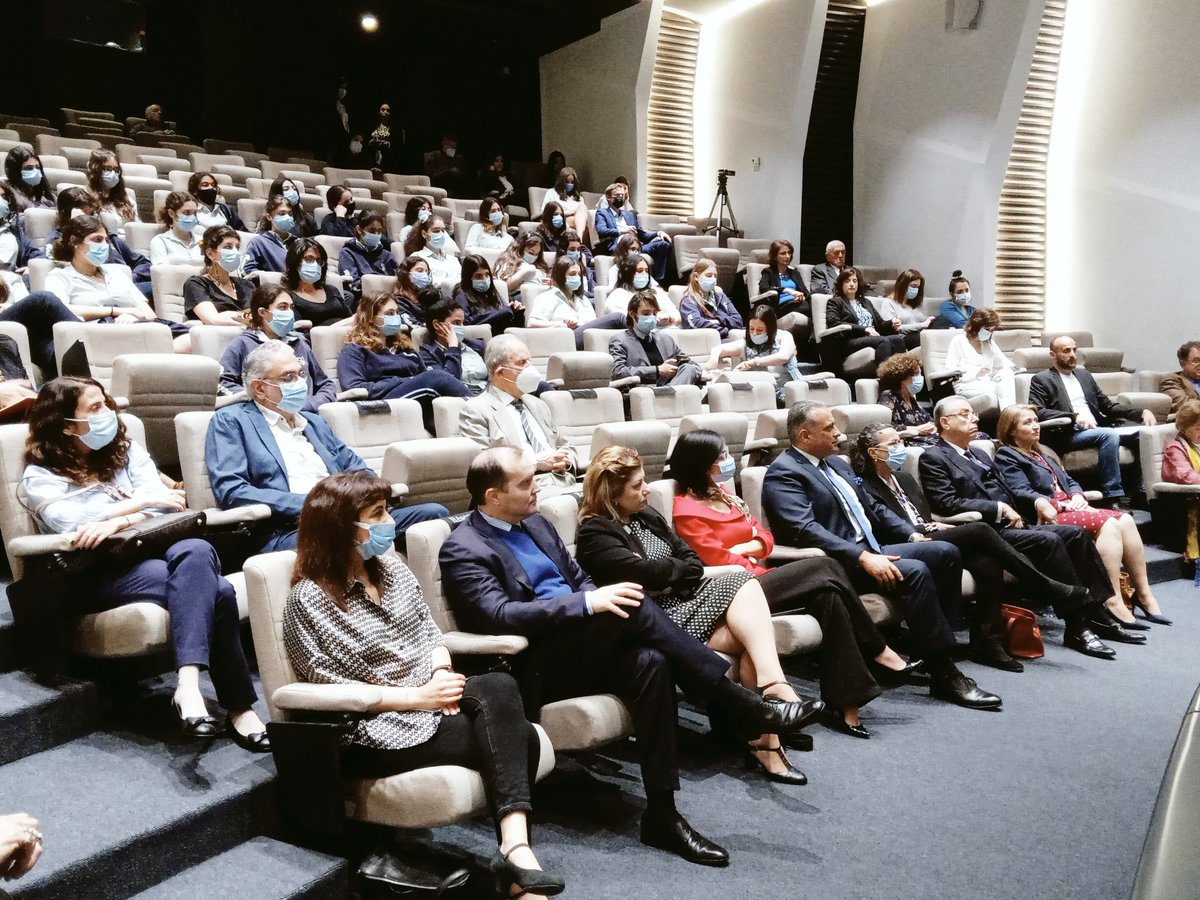 MaxenceDuault's tweet photo. Plaisir d'accueillir à @ESABeirut l’ouverture de @LaSemaineduSon #Liban et 2 conférences : 'le plaisir d'entendre' &amp; ‘son et cinéma'.

Merci @UNESCOBEIRUT  @PierreAnhoury, C.Hugonnet et l'ensemble des partenaires @MeheLebanon @USJLiban @AUB_Lebanon @BBIMF @RanaEiddbstudio https://t.co/GvP6Y5Velc