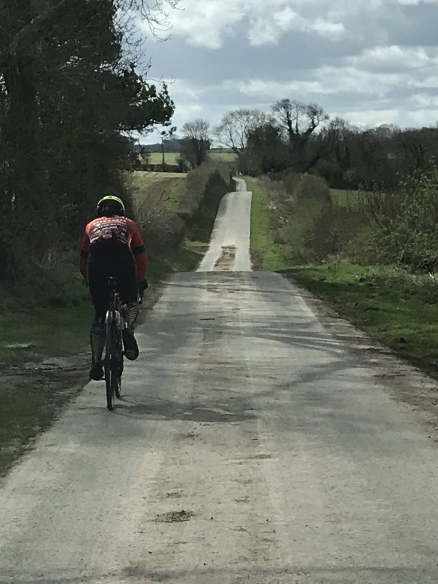 Spotted! <a href="/FinishLineRT/">Smurfit Westrock Cycling Team</a> <a href="/jltindley/">Jo Tindley</a> hill training?
