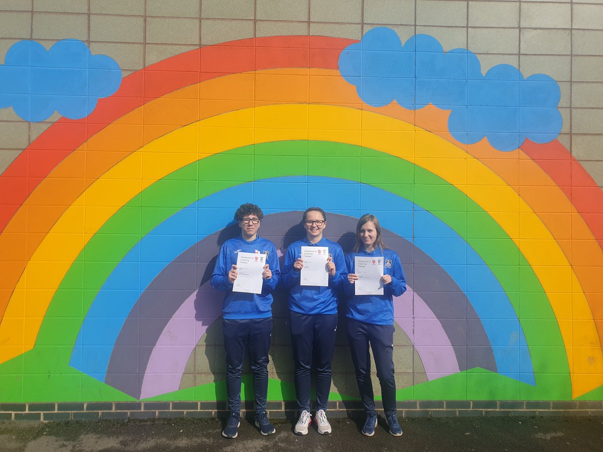 BA_PEandSEA's tweet photo. These young inspirational learners are going places!

Here's Jordan, Chloe and Charlotte standing proud with their @FA introduction to coaching qualification (formally Level 1 Coaching badge). 

Great work!!!
@WestRidingFA #grassrootsfootball 
#BABethebest https://t.co/LymESH6T6G