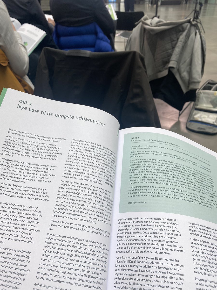 JulieLindmann's tweet photo. Nej pengene forsvinder ikke fra universiterne, men de forsvinder fra de studerende som går der. Hvad hjælper det at have uddannelser af høj kvalitet, hvis de unge kan fokusere mindre på deres studier grundet økonomisk usikkerhed? #usikkertuddsystem https://t.co/APfhBAYgNd