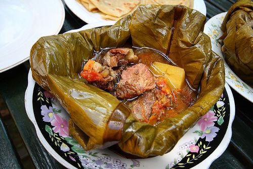 LubowaEva's tweet photo. My manifesto for president doesn’t need you to break your neck! At the right time you will see it, easy to grasp! But it’s lunch time! Take a break from your desk &amp; the elections, have a meal that you like! My best dish is Matooke &amp; Gnut Luwombo! What’s yours? #knowyourpresident https://t.co/VbG7HHoG9D