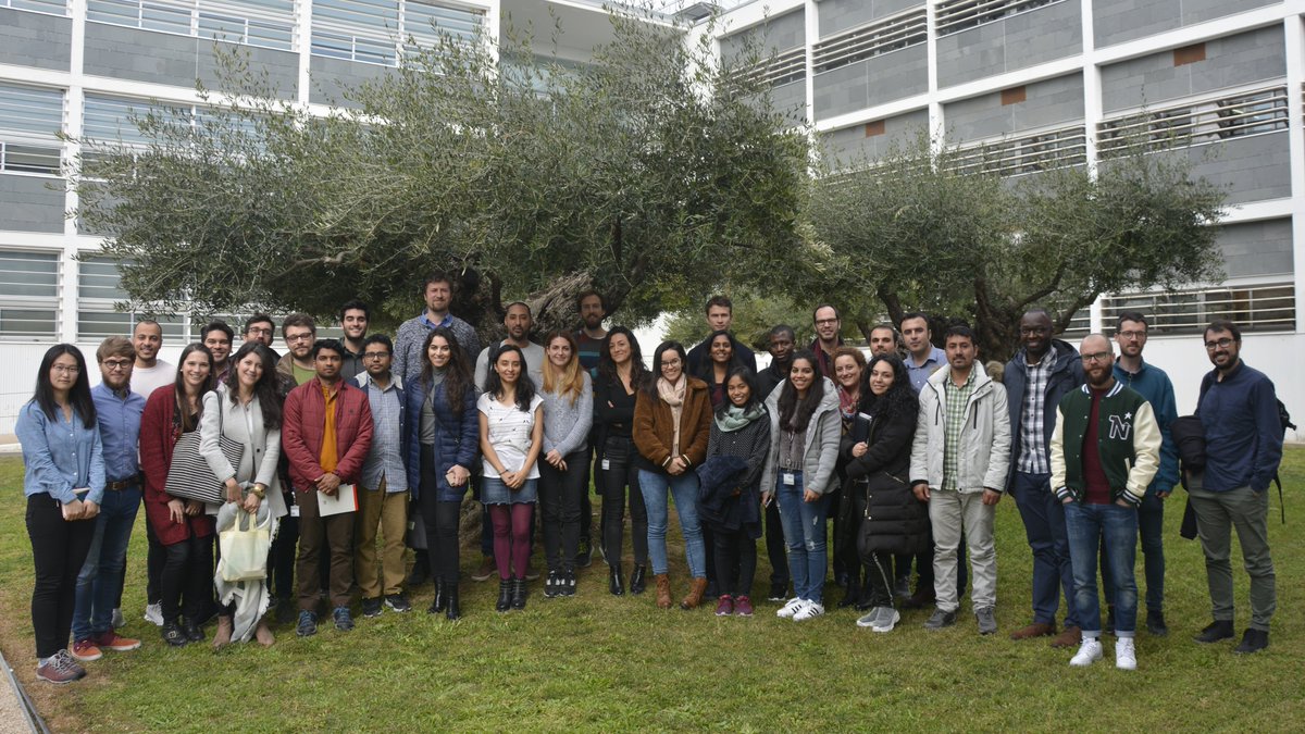 45 researchers worldwide have come to <a href="/universitatURV/">Universitat Rovira i Virgili</a> on its 1st #MSCA-COFUND programme. They &amp; their supervisors have published 100+ #OpenAccess articles and have helped to address emerging challenges such as the fight against #COVID19  
📰diaridigital.urv.cat/en/45-doctoral…