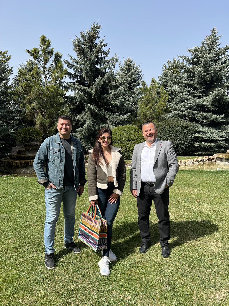 🎈 experienced hot air balloon flight in the mysterious lands of Phrygia today morning. Shall continue to dicover the mysterious city of Afyonkarahisar💜 
Beautiful little picturesque town &amp; the most beautiful people😍
<a href="/gokmen_cicek_/">Gökmen Çiçek</a> 
<a href="/ikbalthermal/">İkbal Thermal Hotel</a> 
#ikbalthermal #Afyonkarahisar