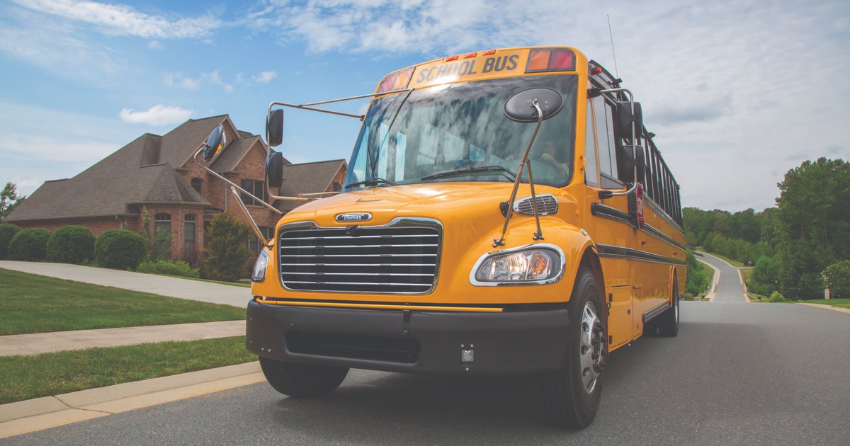 ThomasBuiltBus's tweet photo. Our Type C buses feature #SafTNet construction, including side skirt reinforcement, extended roof bows & a welded header and rafter system to ensure maximum passenger safety. https://t.co/SVSNC2PqtW
#RideSafeWithThomas #SchoolBusSafety #ThomasBuilt #TypeCBus https://t.co/OIQwMXoDCz