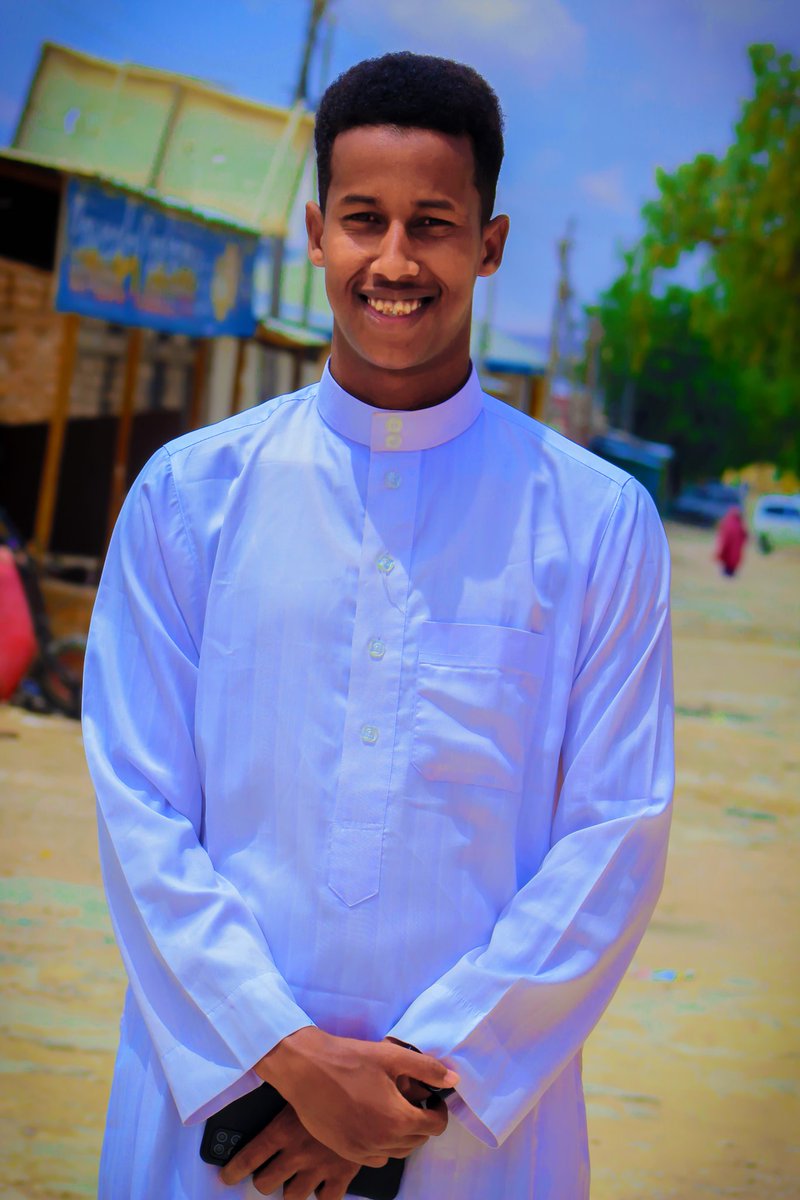 AbdirahiimHas14's tweet photo. Ramadan Mubaarak. رمضان مبارك https://t.co/rqn9x8z4wq