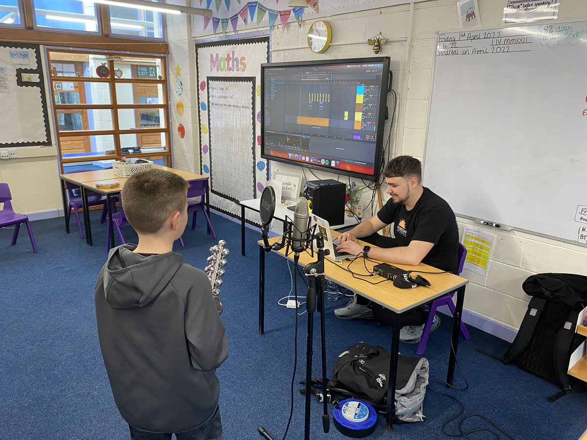 BCSTrust's tweet photo. @BarrowAFC is so much more than a football club, our @Ormsgill_School and @school_georges sites are working with local businesses this week. DJs, Music creators and Windfarm engineers #EFLWeekofAction @OrstedUK @EFLTrust #HAF https://t.co/pRz3zpSOP5