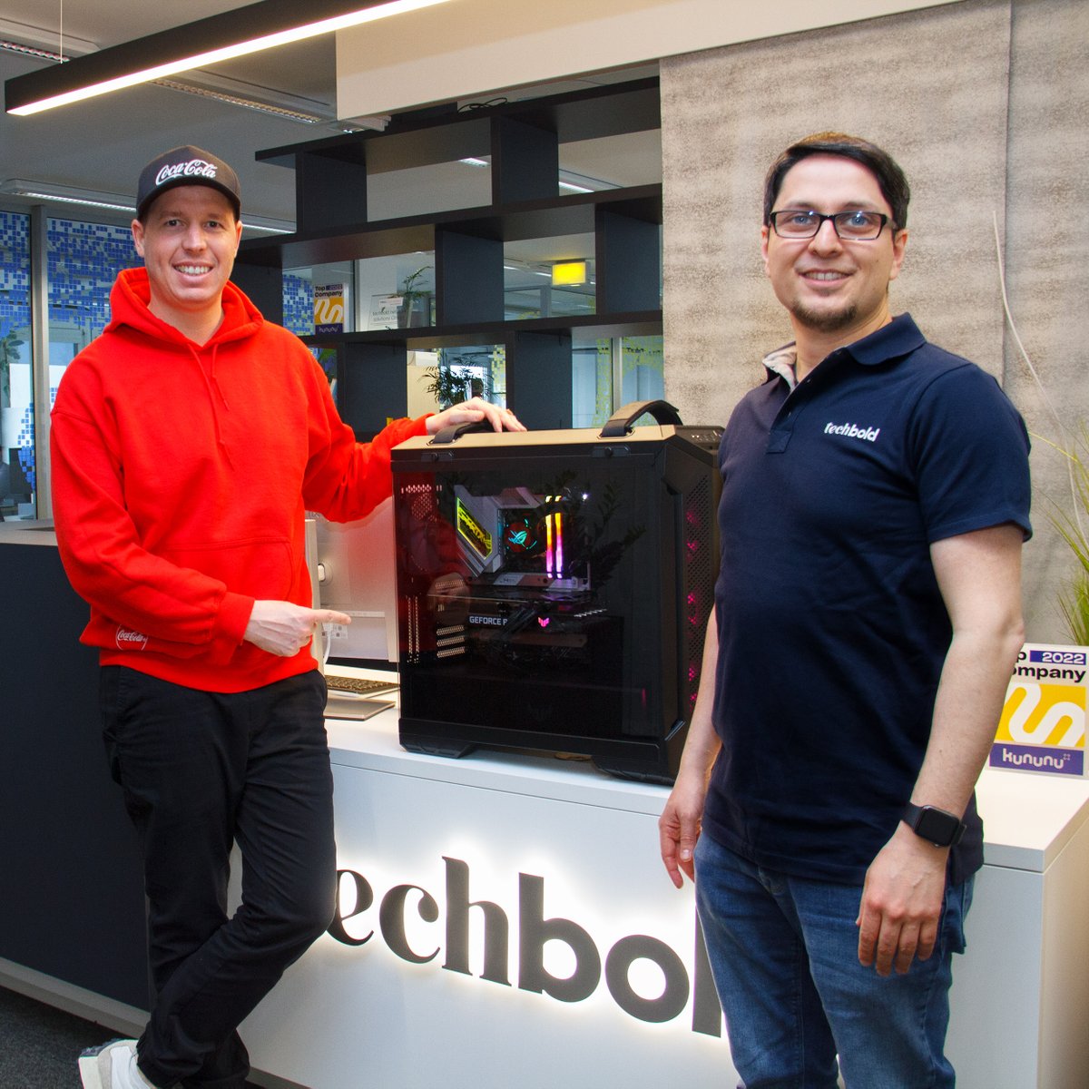 Neuer Partner ✅

Ich bin überglücklich und stolz euch mitzuteilen, dass ich im wichtigen Bereich meines Jobs mit #Techbold und #ASUS Partner gefunden habe, die mich ab sofort mit einem neuen Gaming/Streaming PC ausstatten. 🖥🤝

Herzlich willkommen in der #marioarmy #Techbold❤