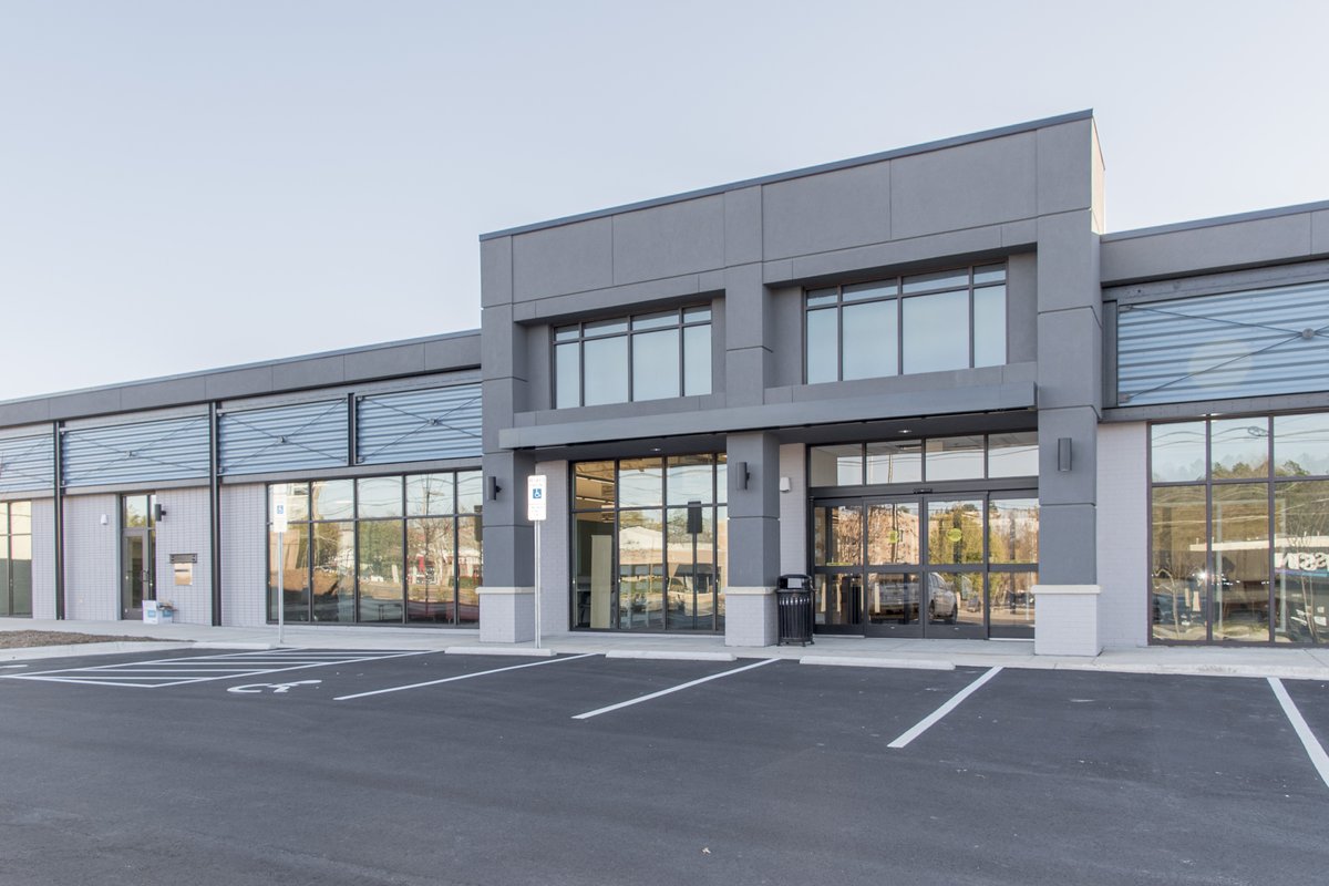 MPVProperties's tweet photo. It’s National Library Week! To celebrate, we’re posting a throwback of the newly completed South Boulevard Library we helped @cmlibrary develop from Jan. 2020.
#MyLibrary #natlibraryweek #connectwithyourlibrary #read #americanlibraryassociation #getreading #audiobooksrule https://t.co/2dCeiEvEqR