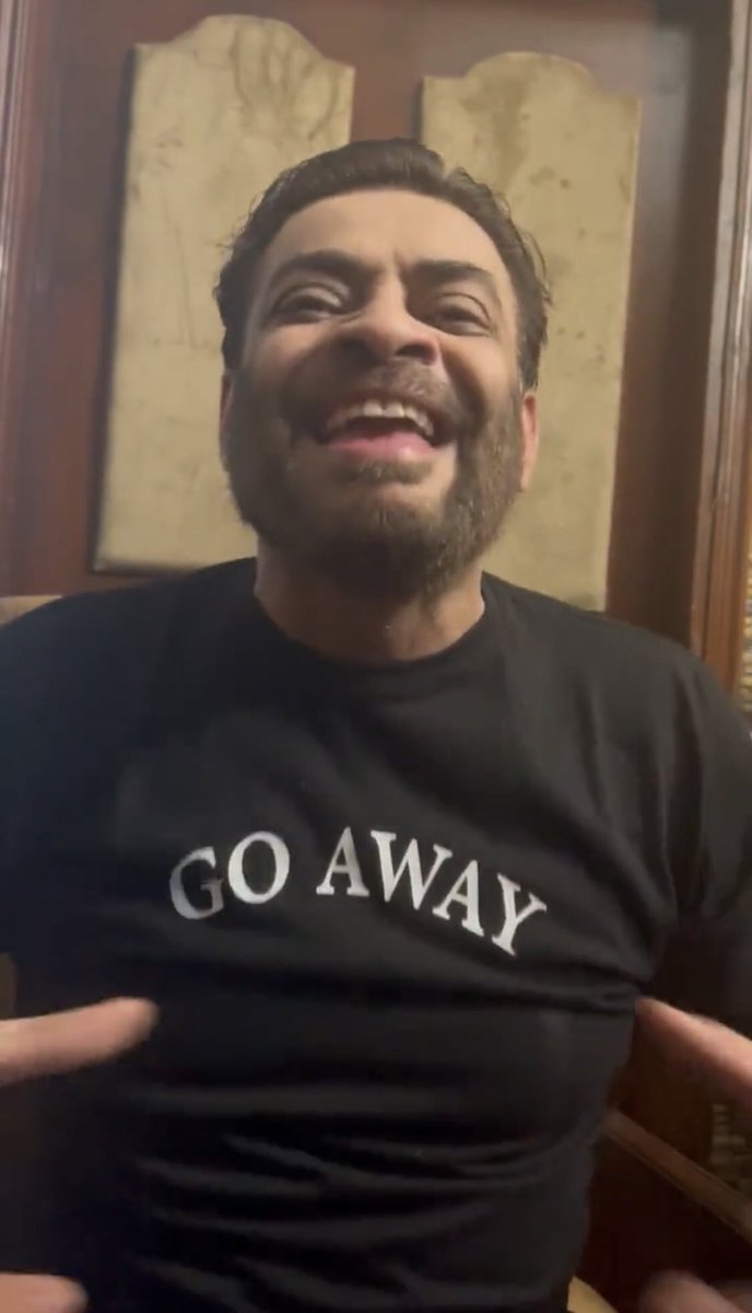 films_stupid's tweet photo. If “Lanat” had a face #amirliaquat
1 like = 10000 lanat
1 RT = infinity lanat 
#amirliaquathussain #SupremeCourtofpakistan #imrankhanPTI #imrankhanPTI #ImranKhanPrimeMinister #AmirLiaqat #hamidmir #AroojAftab #FarahKhan https://t.co/V5ZwuiYAiH