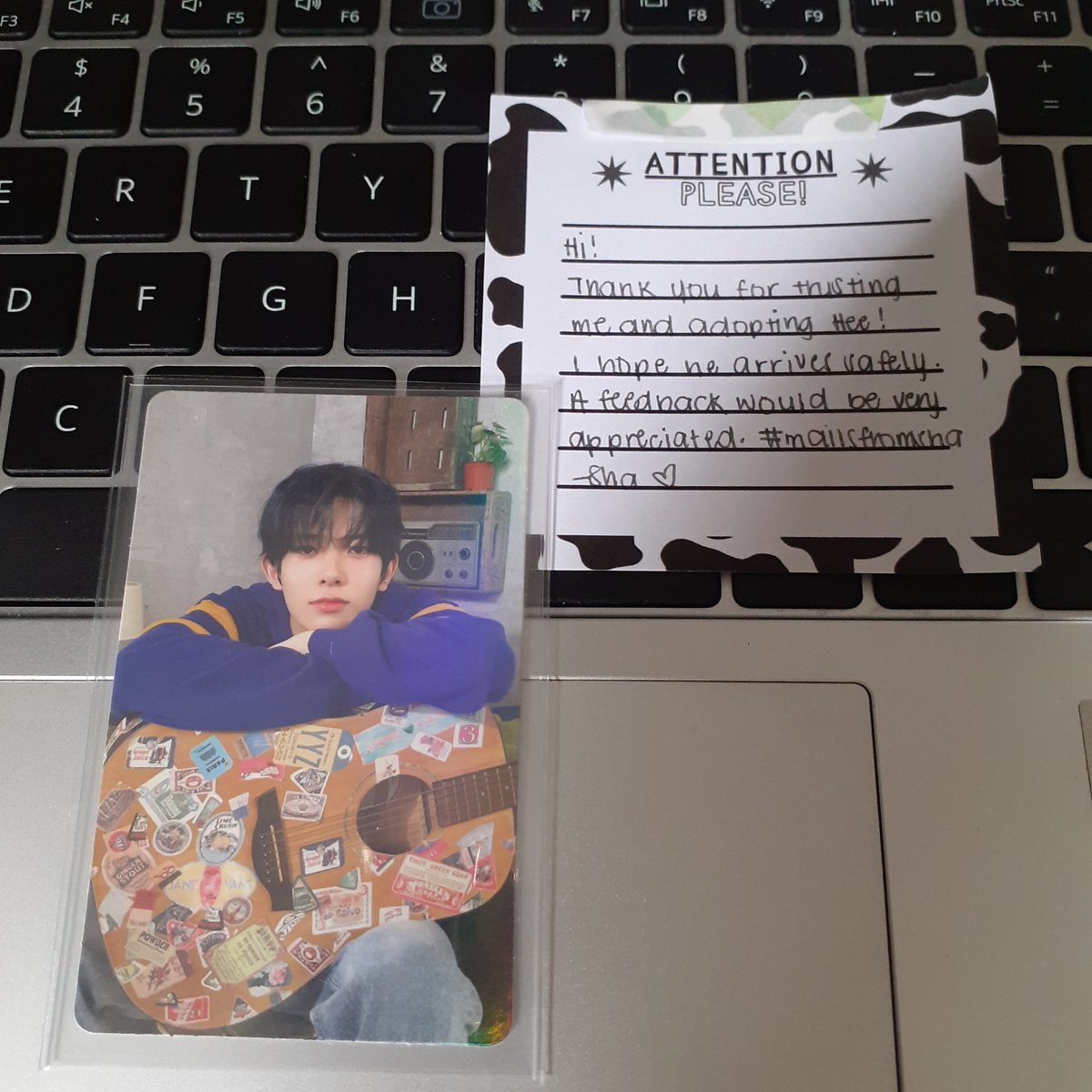o_ocatherine's tweet photo. ⋆｡˚ ☁︎ ˚｡⋆｡ [#ryepurchase]

@jongseongcartt hi! Thank you letting me adopt hee guitar^^ super steal fries hehe. Hoping to transact with you again:)

#mailsfromsha https://t.co/bcHQ0bdNON