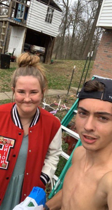 TagFuhs's tweet photo. miranda eliminated by drew!! https://t.co/dtbtNcyVRR