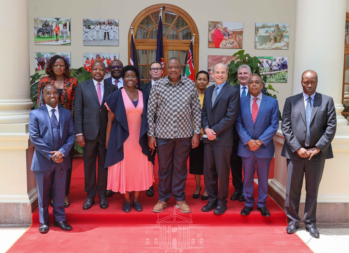 In a meeting with H.E President Uhuru Kenyatta, Chair of African Leaders Malaria Alliance, @SCJohnson has committed to partner with @EndMalariaKenya to support malaria prevention efforts within the Great Lakes Malaria Initiative (GLMI). 📸Courtesy, @StateHouseKenya