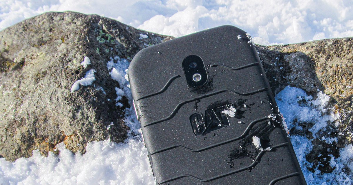 Last call for the après ski - all Cat phones are waterproof and able to withstand exceptionally low temperatures, so you can close off the ski season with your phone in one piece.