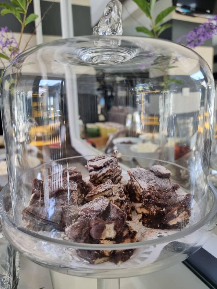 LifeLeisure1's tweet photo. Nie net is die plaat koekies uitsonderlik lekker nie maar dit het ook almal laat glimlag.
+27 (0)21 887 0713
Adres: 20 Van Riebeeck St, Stellenbosch sentraal, Stellenbosch.
info@lifeandleisure.co.za
Besoek ons webwerf: https://t.co/q7TUfIX4uO
#stellenboschwyn #lifeandleisure https://t.co/iET5TvfDnS