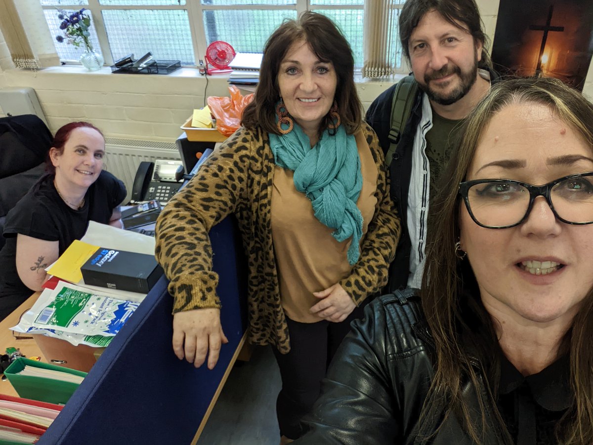 KarenSe93426604's tweet photo. Fabulous day working with the CEO, staff team and young people from @GypsyTravellerM and @open_odet. Watch this space! More information coming soon!!
#newCPD #youthwork #youngpeople #youngvoiceactors. https://t.co/mkfuh4NB3k