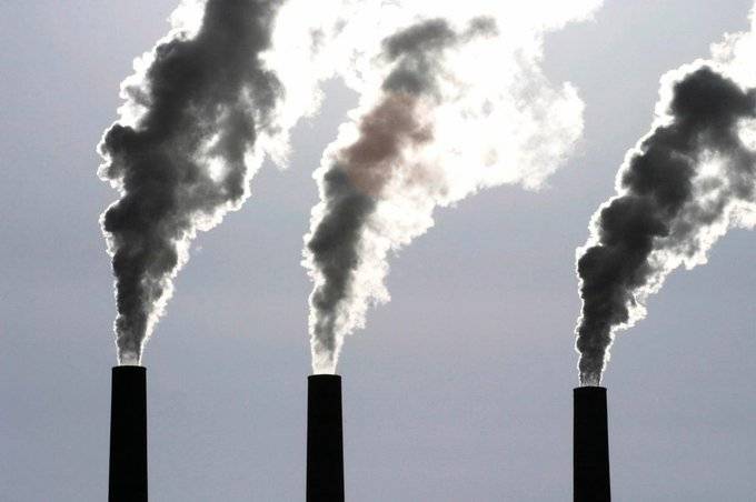 intertechclass's tweet photo. xerox is proud to join companies like Ford and GE among the more than 90 companies and organizations that have pledged to reduce their carbon emissions by at least 50% by 2030―without the use of offsets. https://t.co/TeZyAz5Dn4 https://t.co/cDseFAN1wY
