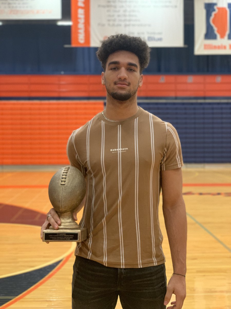 Congrats to <a href="/AAStaggFootball/">Charger Football</a> Senior TJ Griffin on being chosen as one of the <a href="/NFFNetwork/">National Football Foundation</a> Chicago Metro Region Scholar-Athletes!  First student-athlete in  <a href="/CHSD230/">District 230</a> &amp; <a href="/StaggHighSchool/">Stagg High School</a>  history to earn this award! WAY TO GO TJ! #chargerpride @ericolsen00 @Rnolting21