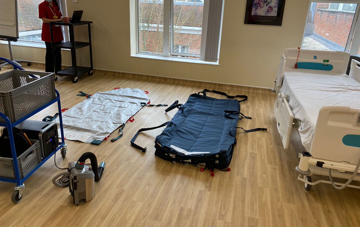 cjmedicaluk's tweet photo. More Flat Lift Kit training at Wycombe Hospital, the team were very excited to learn about their new products.

#HoverTech #HoverMatt #HoverSling #HoverJack #safepatienthandling #caregiversupport #caregiversafety #patientsafety  #airassisted #patientcare https://t.co/xG9Cgr7iZg