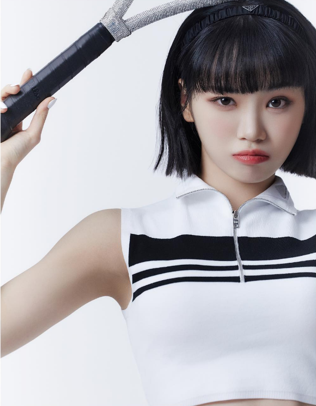 LSRFM_GLOBAL's tweet photo. [PHOTOS] LE SSERAFIM unveils 4th member – KIM CHAEWON (2/2) https://t.co/PB1m7AjciV