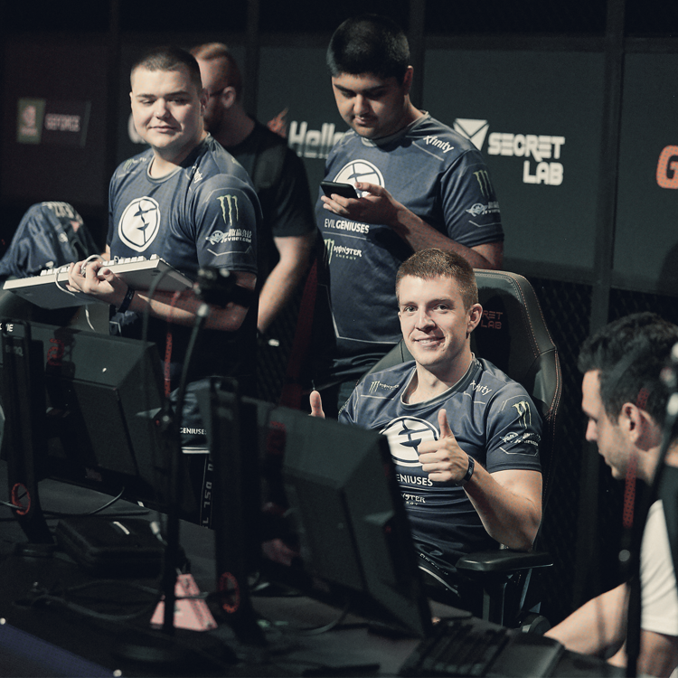spraycontrolcs's tweet photo. 🖊️ What's going on with @EvilGeniusesCS ? It's a complex situation, but a shorter read from @Dylan_Dutchy makes sense of their recent form.

#counterstrike #esports #csgo https://t.co/sP9UgGh12u