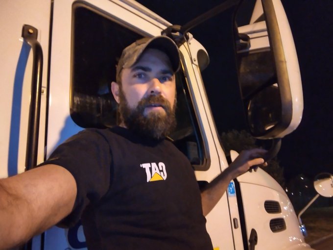 Watch hardworkertn's leaked NSFW photo on TwXstars