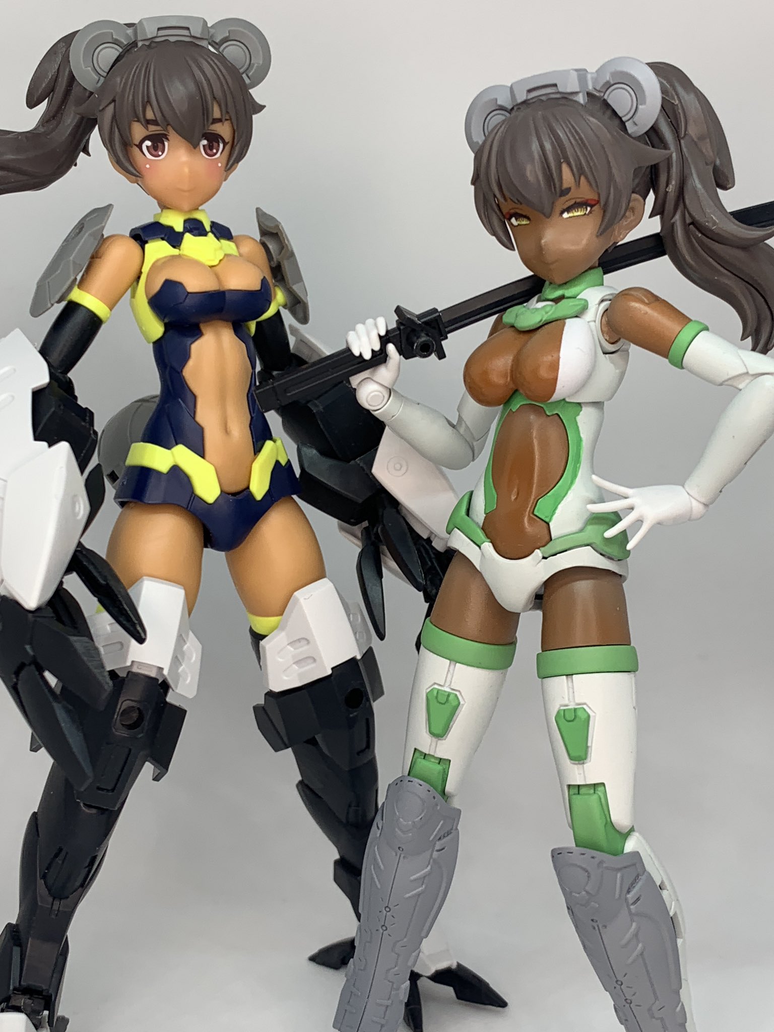 魔改造　超乳  / X