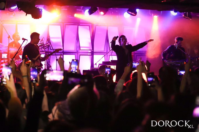 View image on Twitter