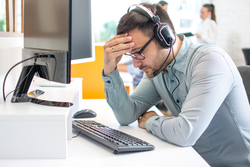 IrisAgent2's tweet image. Deciding which #CustomerSupport tickets to prioritize isn't always as easy as it may seem. Read our latest blog about the importance of factoring user sentiment and business impact into ticket prioritization. #ProactiveAI #IrisAgent #Customer360 hubs.la/Q017rg5p0