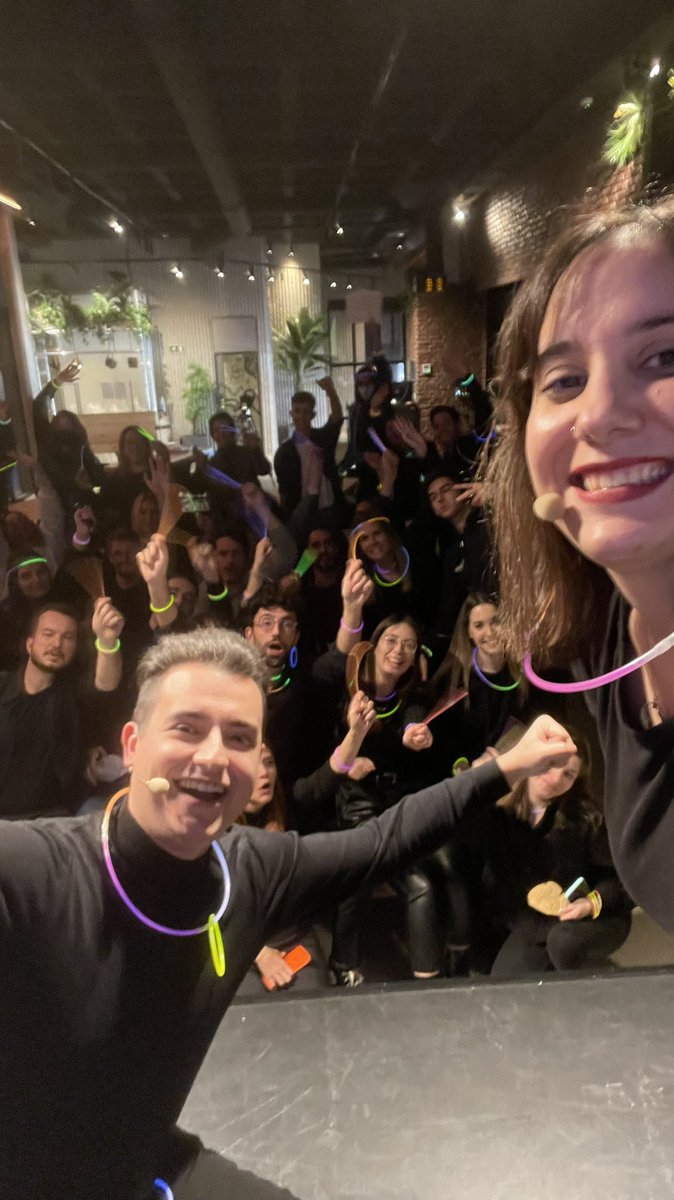 Hoy ha sido uno de esos días para marcar en el calendario. Gracia a <a href="/AgenciaFluor/">Fluor Agencia Digital</a> y sobre todo a <a href="/FranCM95/">Fran Castillo CM</a> por ser el mejor copresentador que he podido tener ♥️