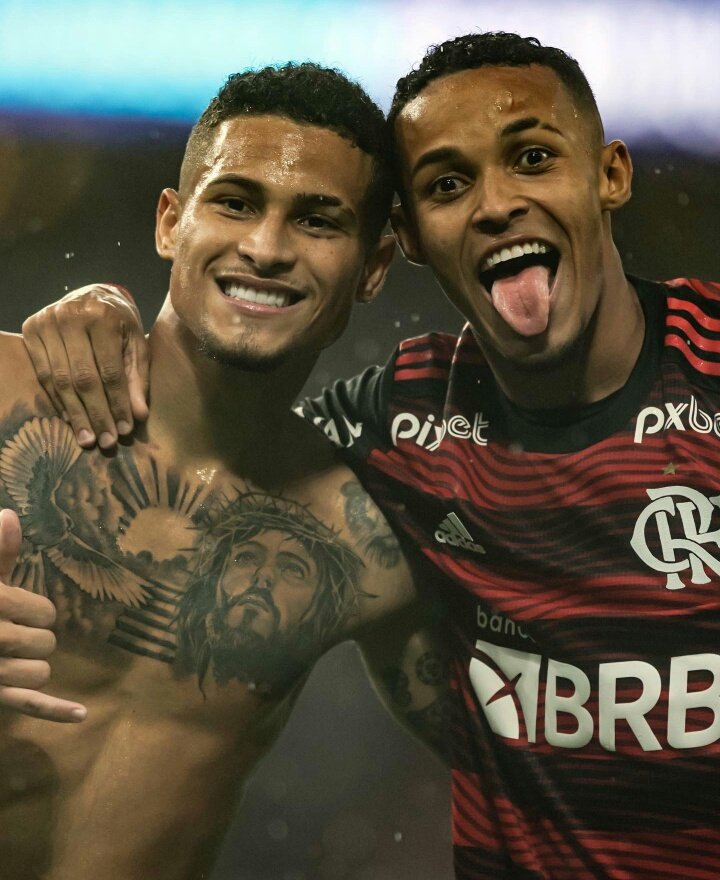 SouDaNacao's tweet photo. O que os crias do Ninho estão jogando, é brincadeirinha de mau gosto. https://t.co/fdKdgDUe6B