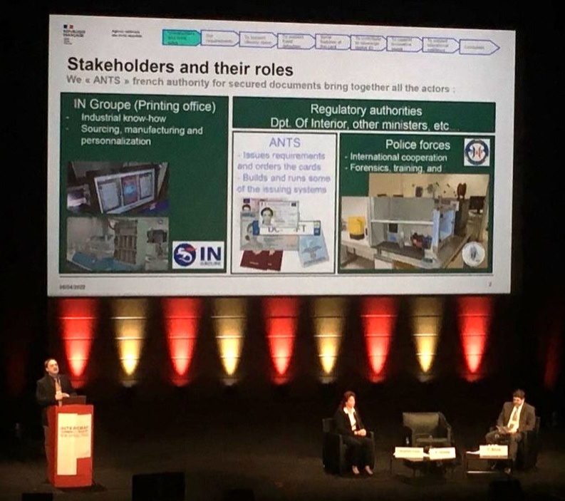 IN_Groupe's tweet photo. #Intergraf | A look back at the @ANTSdirect conference on the French #IdentityCard, a more secure, convenient and innovative document, at the cutting edge of technology!
It was awarded the prize for the best #IDCard by a jury of independent experts. 👉 https://t.co/X8grwLxlam https://t.co/sIDW6WHSCO