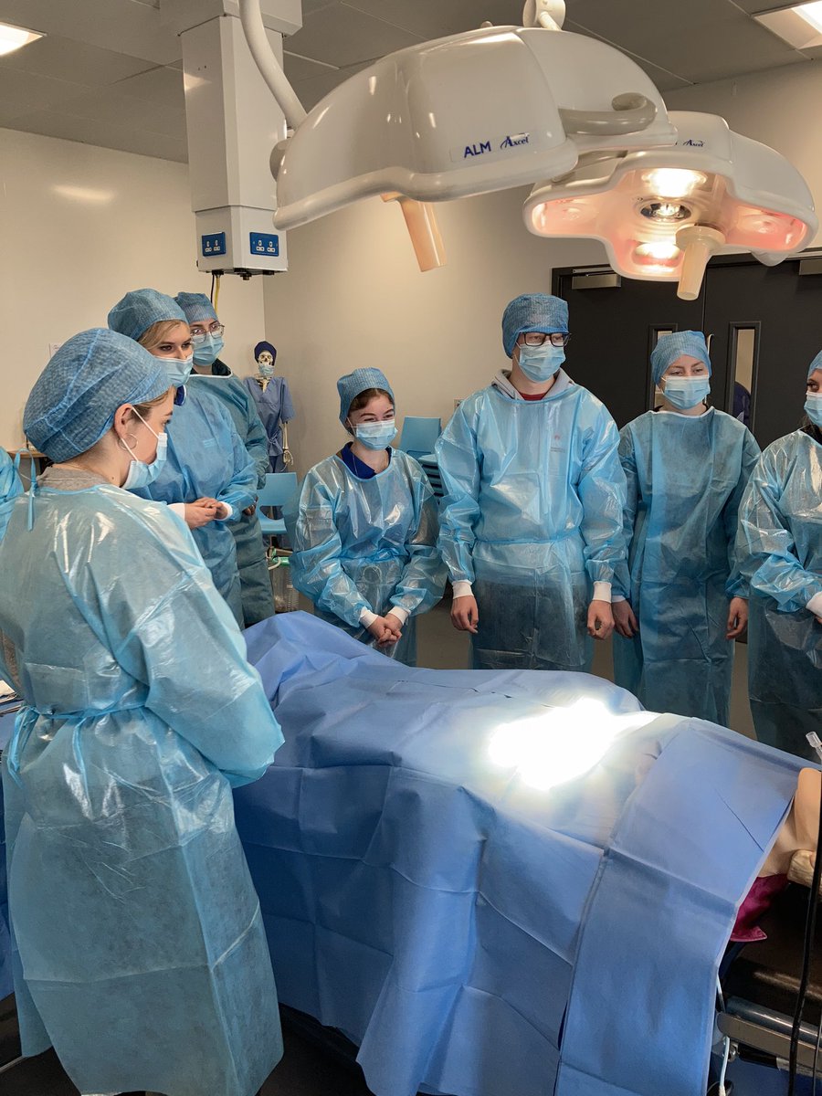 Bridlington6F's tweet photo. Today we joined students from @ERCollege and @Headlands_6form for a Bridlington Medical, Health and Social Care Academy tour of the Allam medical building at @UniOfHull with sessions on PBL from @HullYorkMed, ODP experience and clinical skills. https://t.co/qV3PuTDmpl
