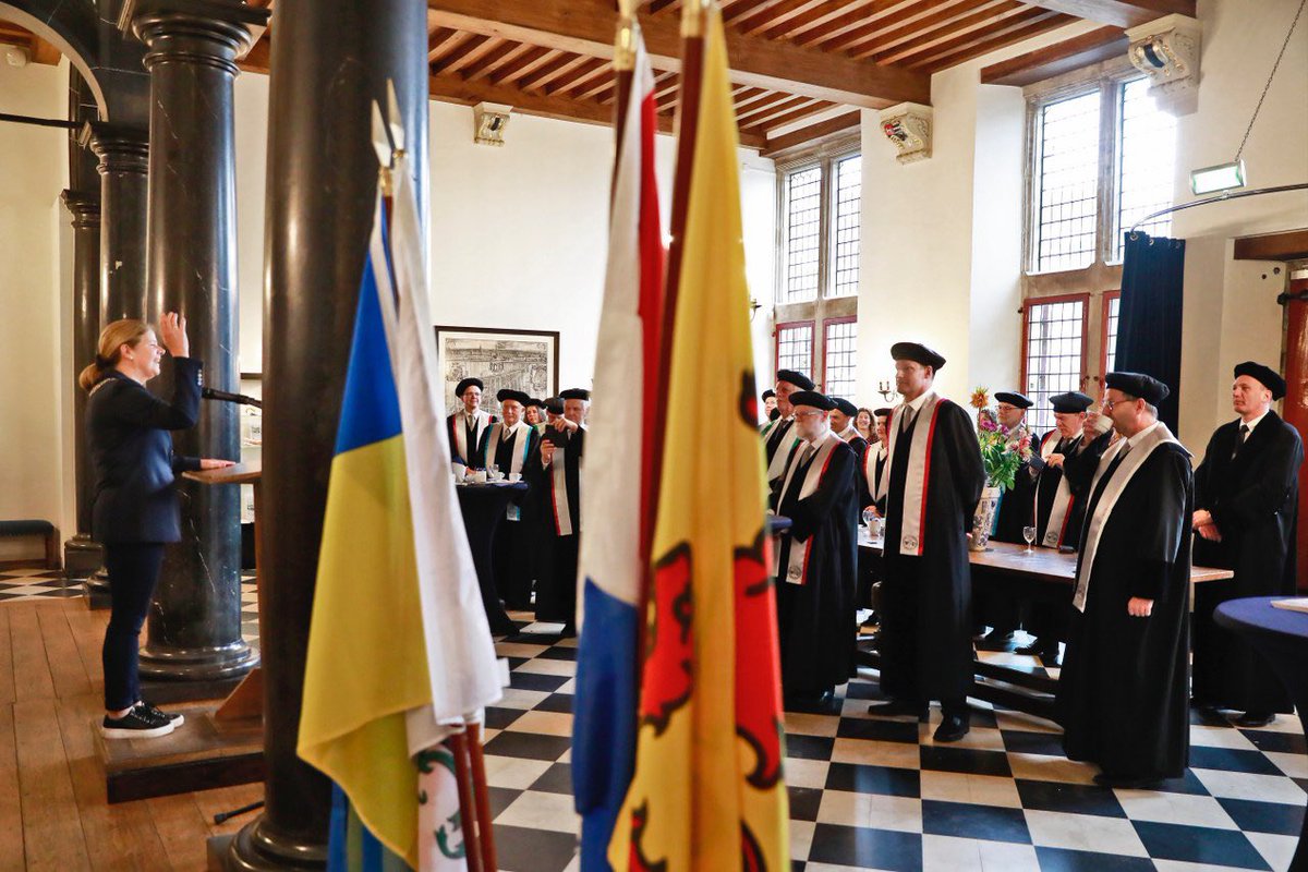 Geweldig om voor de tweede keer de aftrap te doen van ‘Meet the Professor’. 
Hoogleraren van de TU Delft bezoeken vandaag Delftse basisscholen om de 180e verjaardag van de universiteit te vieren met onze stad!