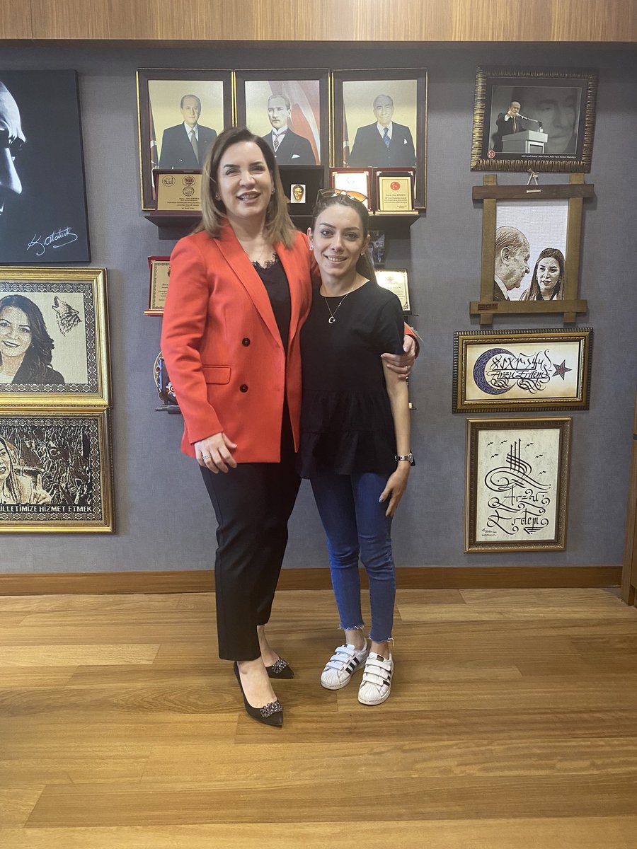 Fadime Ayten kardeşim ve Şehidimizin kardeşi Mehmet Yiğitalp ziyaretimize gelmiştir. Birliğimiz daim olsun.