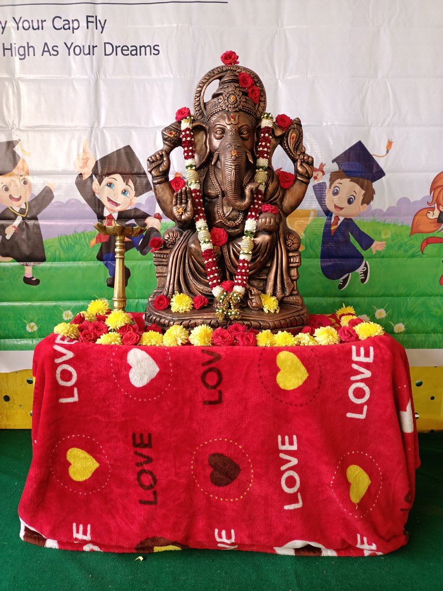 iSBAcademy's tweet photo. SPRINGBOARD INTERNATIONAL PRE SCHOOL GRADUATION DAY CELEBRATIONS 2021-22.
#springboardinternationalschool #SBIPS #preschool #daycare #pragathinagar  #kakatiyahills  #activities #graduationdaycelebrations2022 https://t.co/jyHIfs6uu5