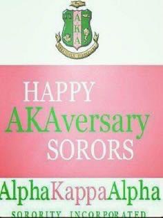 Tanya_N_Shelton's tweet image. The celebration continues all year. Happy 25th AKAVERSARY Silver Stars! Can’t wait to celebrate this weekend and the rest of the year. Love you all! 💗💚💗💚💗💚💗💚 
#ThetaTheta
#spring97
#PQC
#HBCU
#11