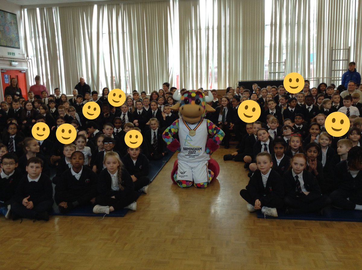 SoulsSchool's tweet photo. We have just had the most exciting visitor @soulsschool! We loved our visit from Perry @birminghamcg22. The children @SoulsSchool have been learning all about The Common Wealth Games and who Perry is. They loved the Common Wealth Warm Up #SayHiToPerry #mascot https://t.co/PtgHYkns8p