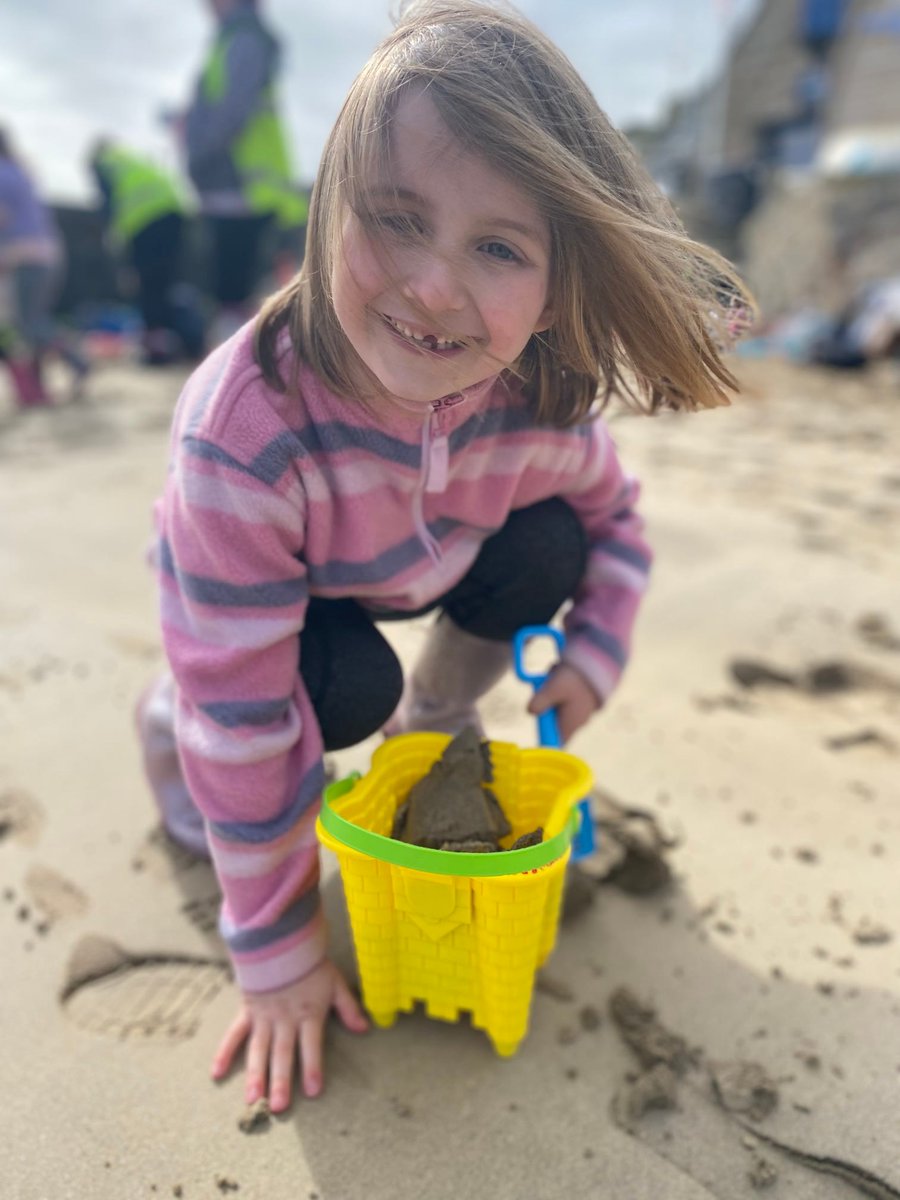 BeaconAceAcad's tweet photo. Year 1 visited Newquay Harbour &amp; RNLI lifeboat station. They loved investigating the beach, having sandcastle competitions and climbing the rocks. RNLI invited us to the lifeboat station to try on their equipment and talk about their history. @RNLI @NewquayRNLI @KLacademytrust https://t.co/lWbI9wWPcq