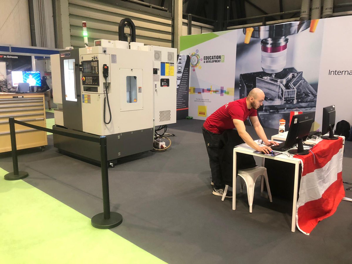 worldskillsuk's tweet image. Our CNC Milling Squad UK team are demonstrating their world-class skills at the @MACHexhibition this week 👏 

If you&apos;re there, make sure to stop by and say hello! 👋 

#MACH2022