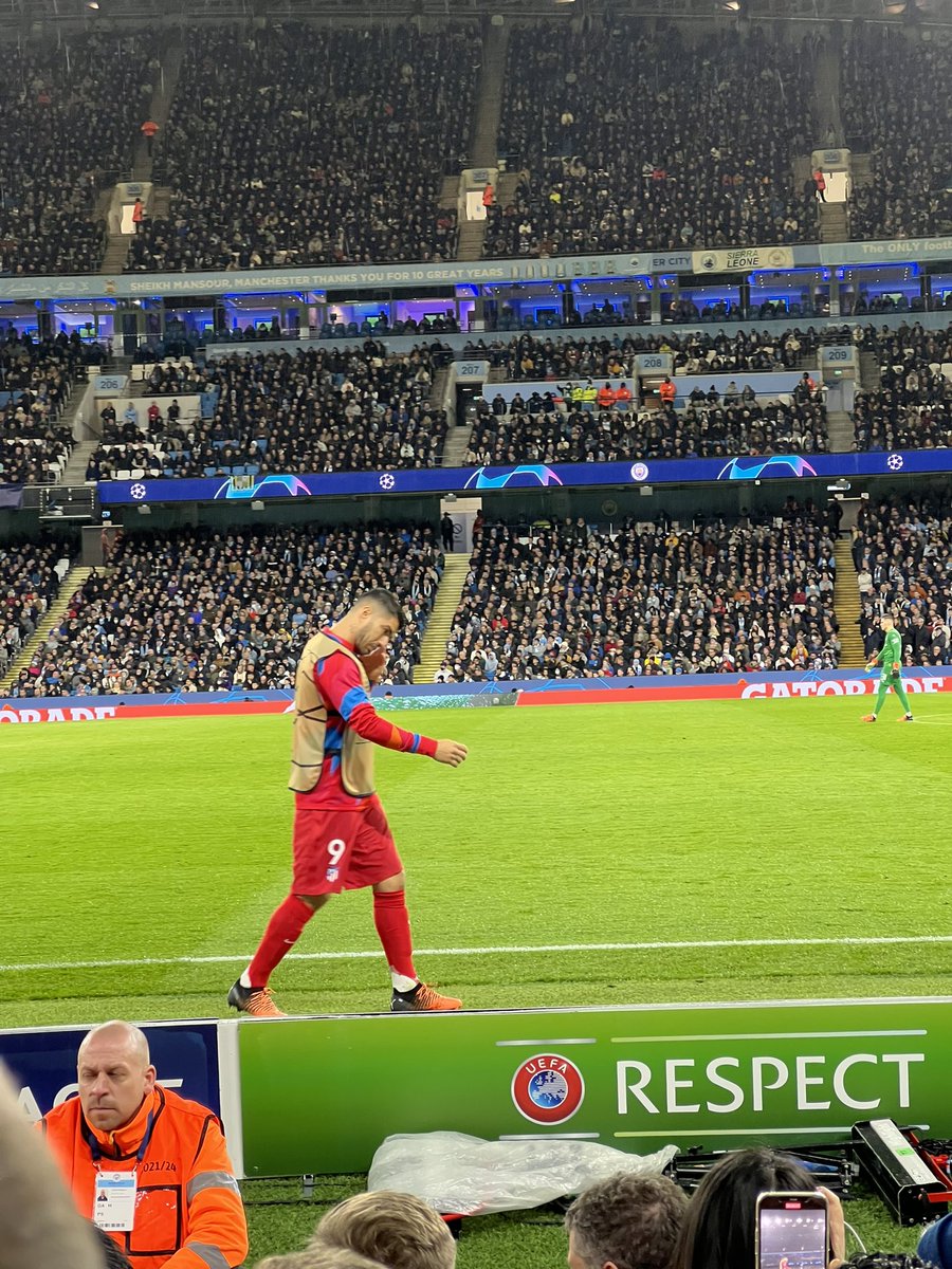 simonbcity's tweet image. Great win last night against a horrible team 👌👌👌