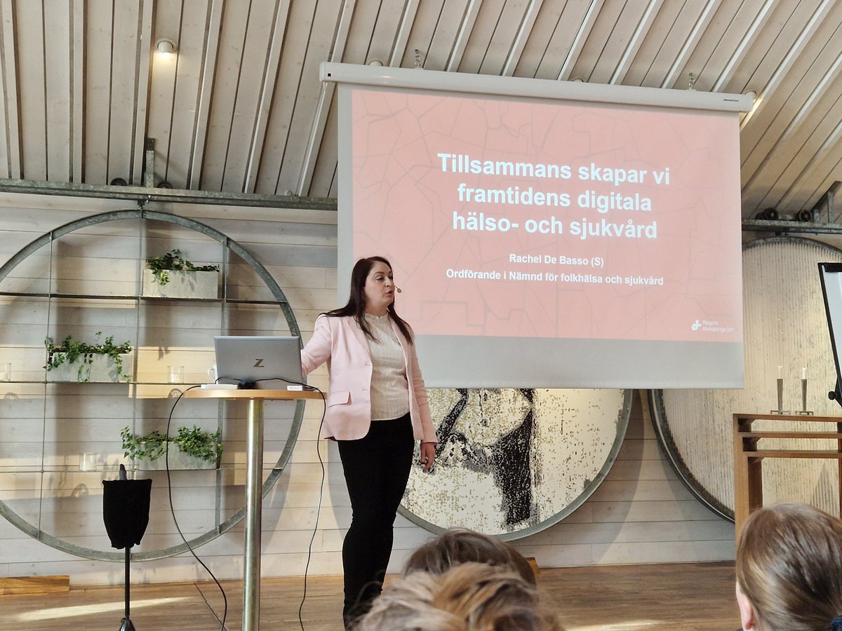 . (@_danielbrandon) on Twitter photo Digital vårddag inom Bra Liv i Region Jönköpings län, invigningstal av <a href="/RachelDeBasso/">Rachel De Basso</a> Tillsammans skapar vi framtidens hälso- och sjukvård! Digital vårddag inom Bra Liv i Region Jönköpings län, invigningstal av <a href="/RachelDeBasso/">Rachel De Basso</a> Tillsammans skapar vi framtidens hälso- och sjukvård!