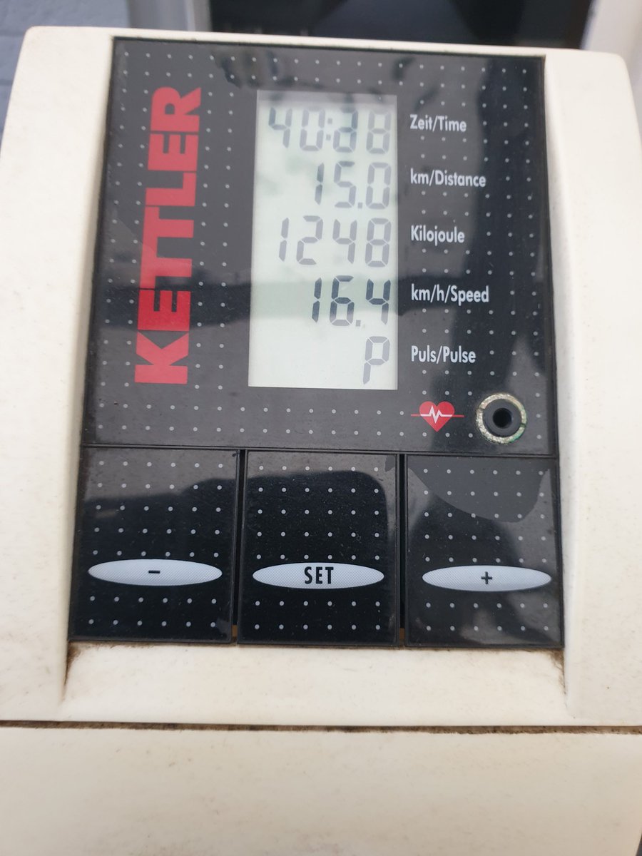 Acgray3189Ian's tweet photo. Slow down in retirement?..maybe! 1 album a day on the bike - Maroon 5 today
#stopdontstop https://t.co/19BJyQk9lK