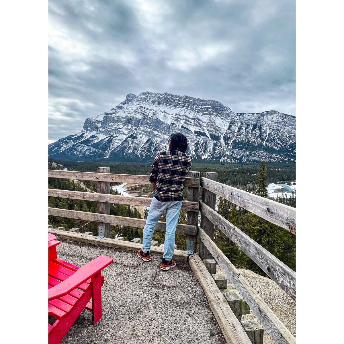 Vi2______'s tweet photo. I don't know where I'm going from here, but I promise it won't be boring. 🍁 https://t.co/oJVIrW3koe