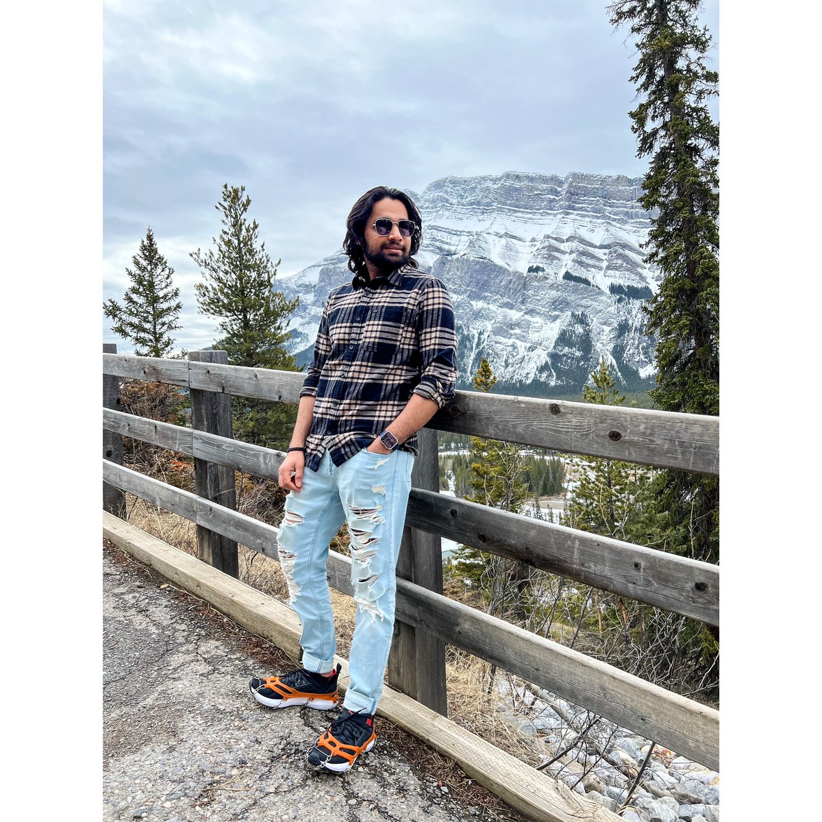 Vi2______'s tweet photo. I don't know where I'm going from here, but I promise it won't be boring. 🍁 https://t.co/oJVIrW3koe